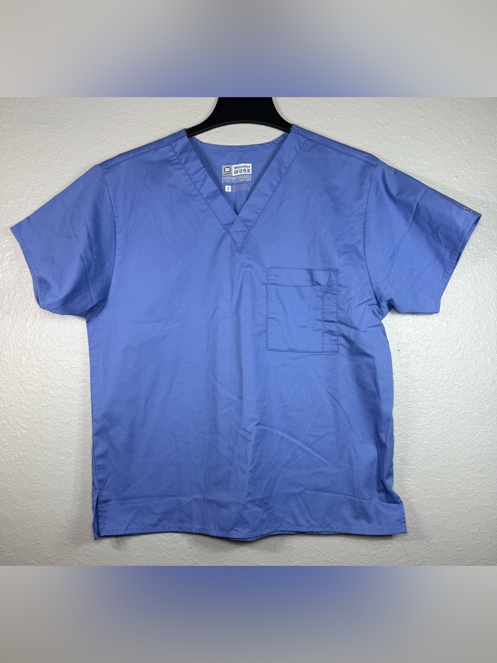 Wonder Wink Wonder Work Unisex Size S Ceil‎ Blue Short Sleeve V-Neck Scrub Top